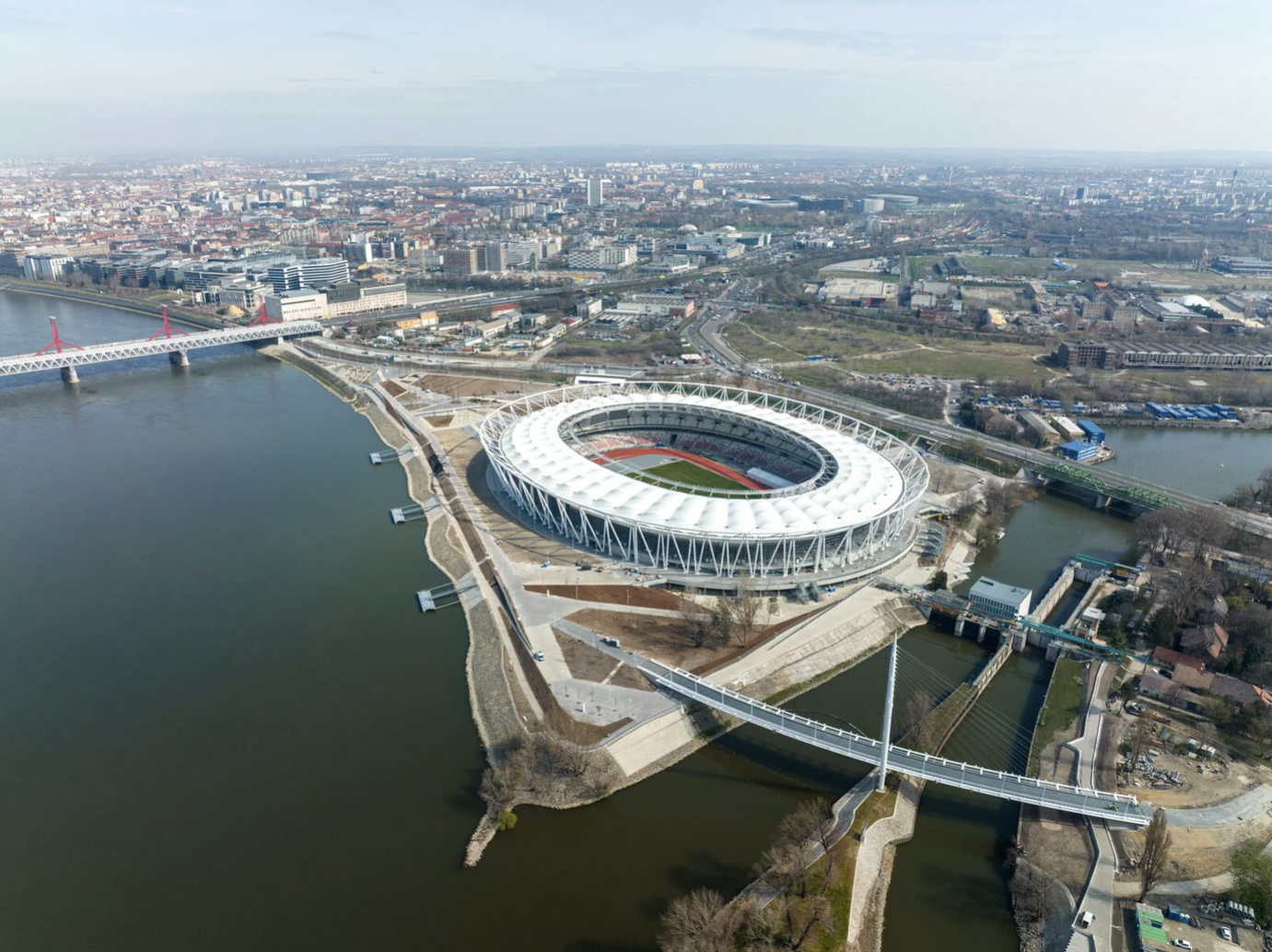 Osztószigeti gyalogoshíd (Robinson híd) gyártása és helyszíni szerelése, Budapest