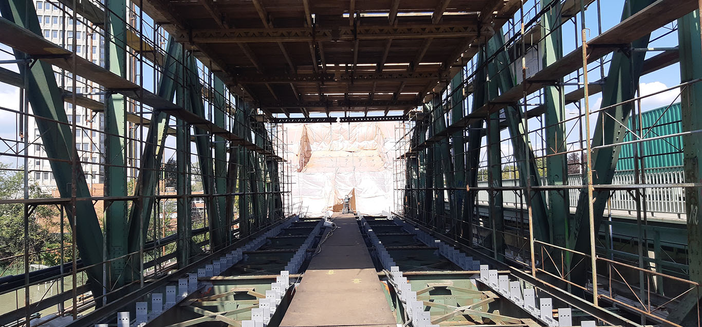 REFURBISHMENT OF KVASSAY BRIDGE, BUDAPEST
