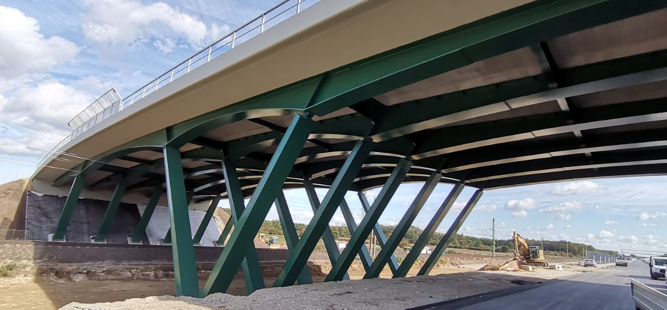 M85 EXPRESSWAY- MANUFACTURING AND ON-SITE ASSEMBLY OF THE B.507 STRUCTURE