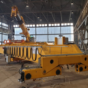 Custom-made crane structures